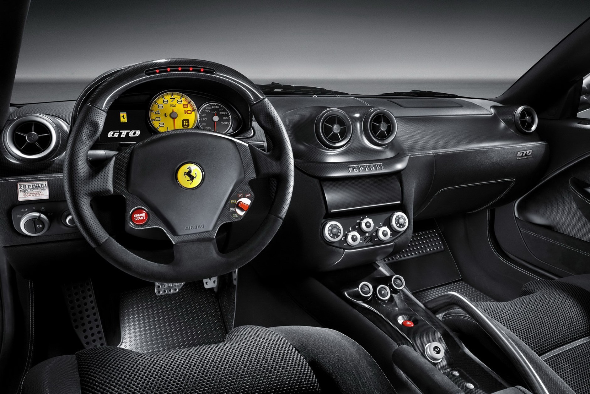 Pekin 2010: premiera Ferrari 599 GTO Gran Turismo Omologata