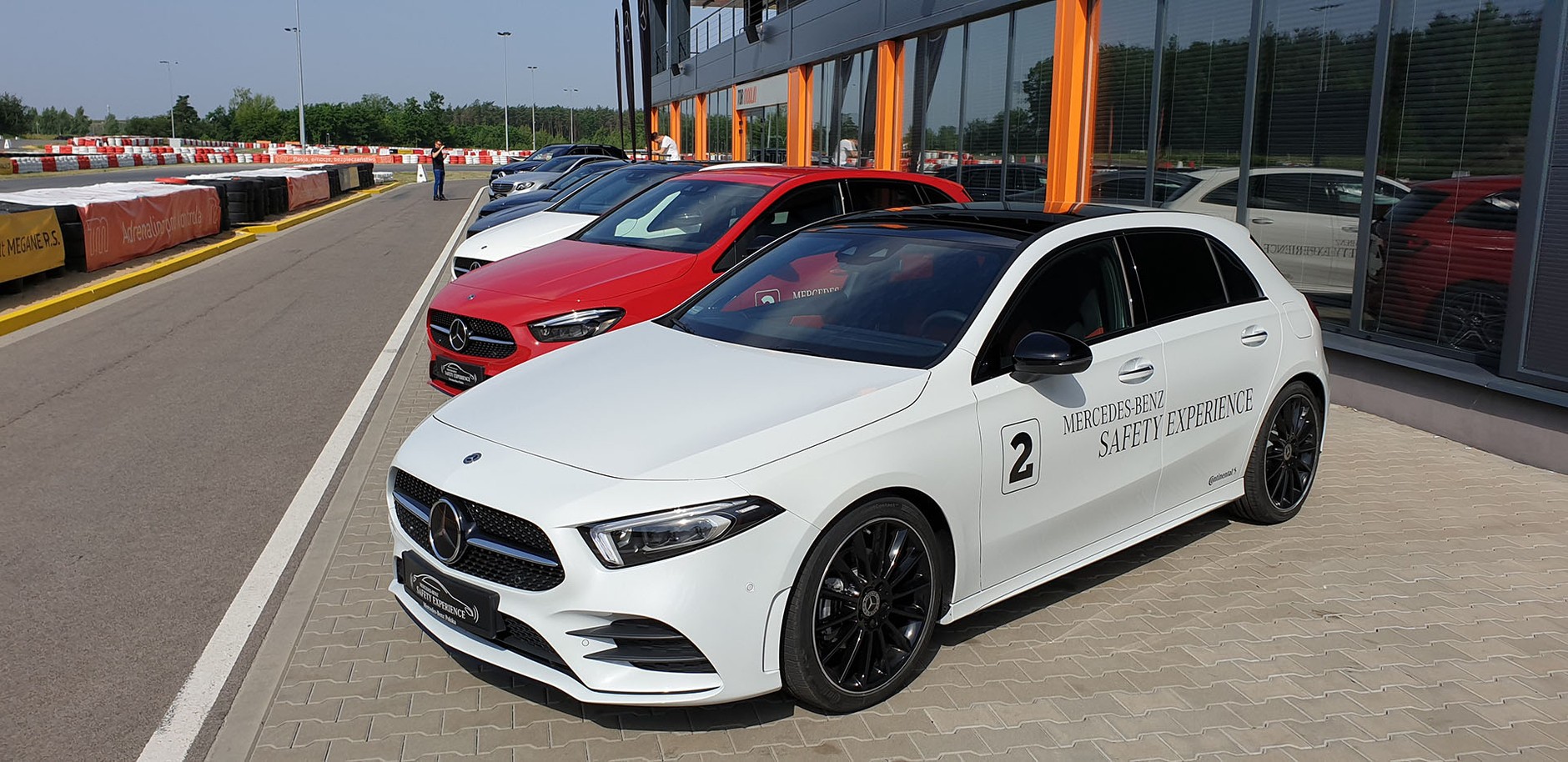 Mercedes-Benz Safety Experience - zrozumieć zachowanie samochodu