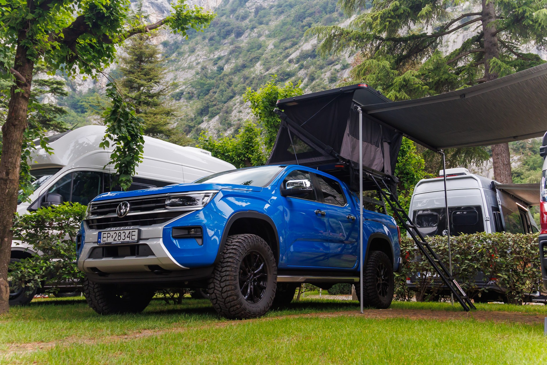 Volkswagen Amarok i Grand California na włoskich wakacjach