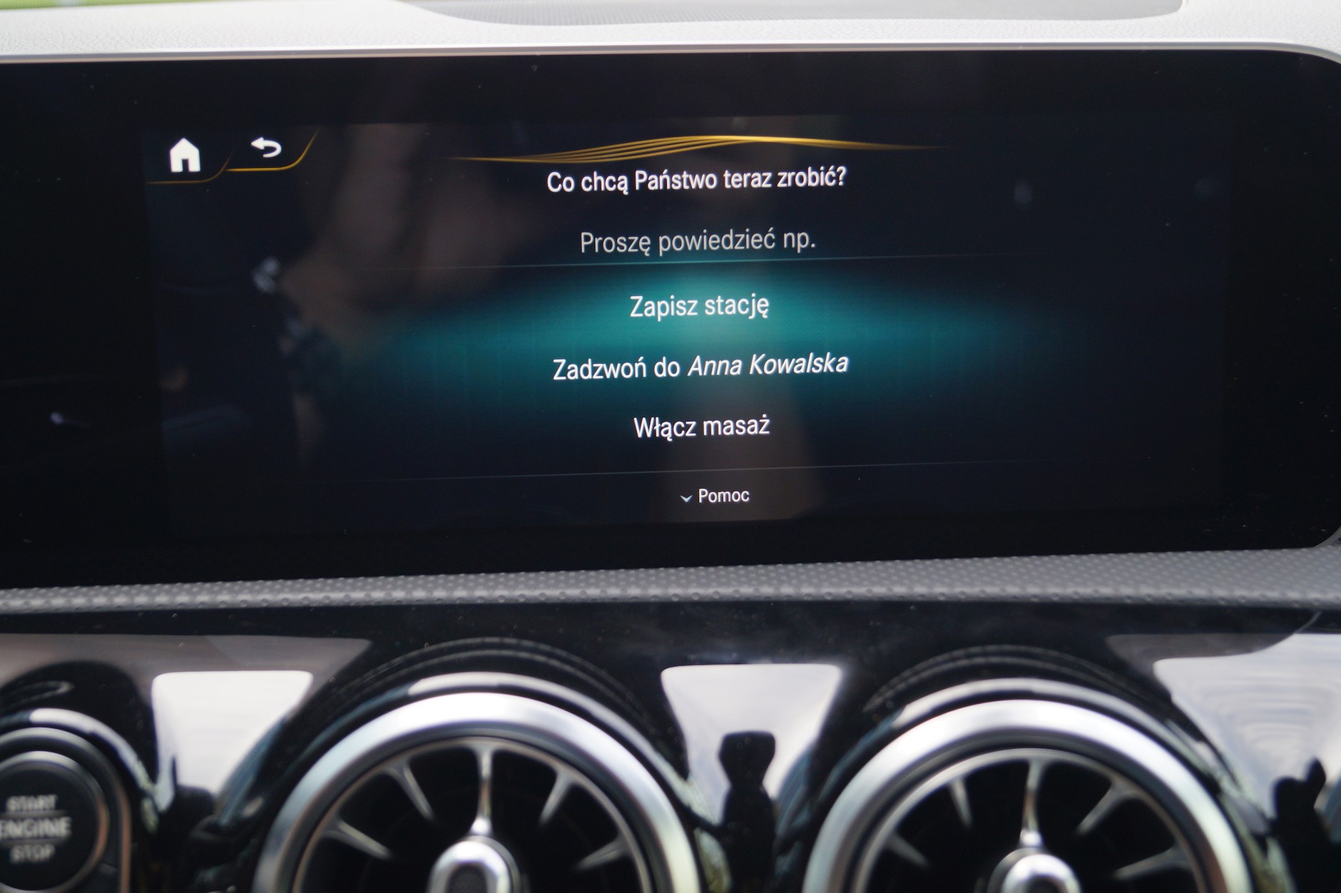 Mercedes A180d Limuzyna