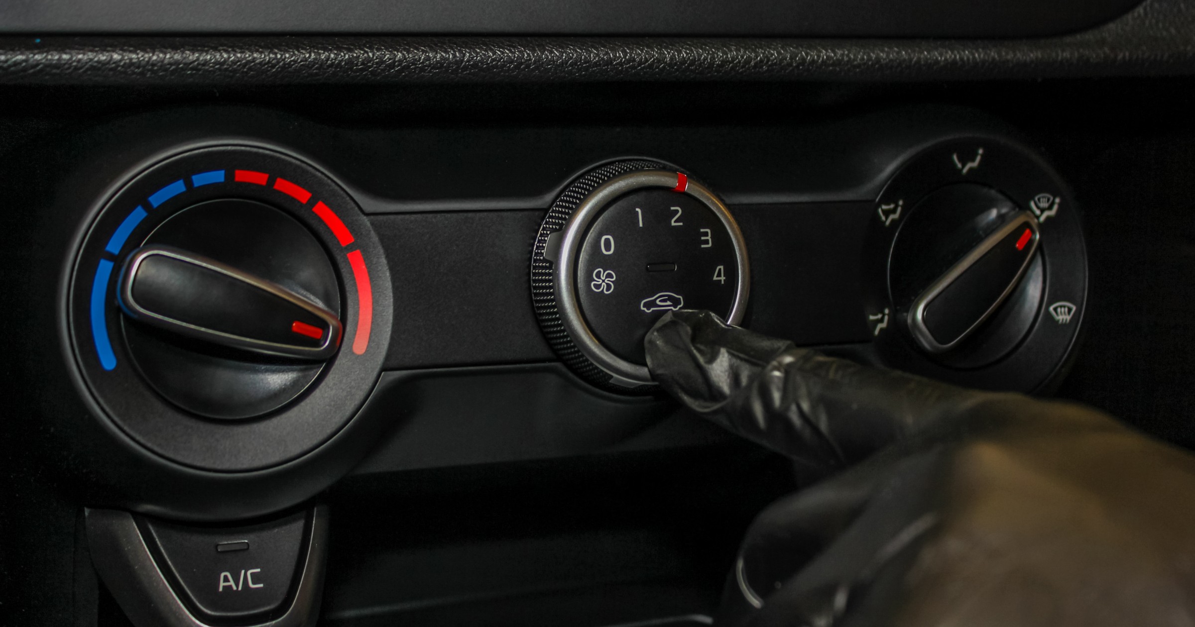 Włączasz ogrzewanie ma max? Dopóki silnik nie jest ciepły, niewiele dobrego z tego wyniknie