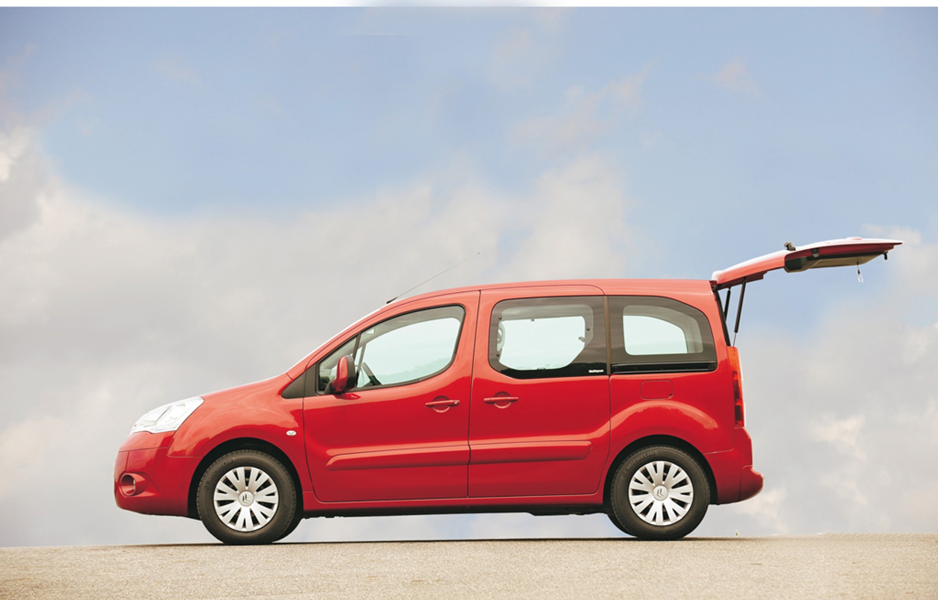 Najlepsze auto na podróż - Ofery od 48 do 117 tys zł