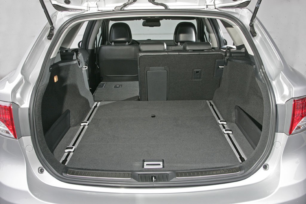 Toyota Avensis III