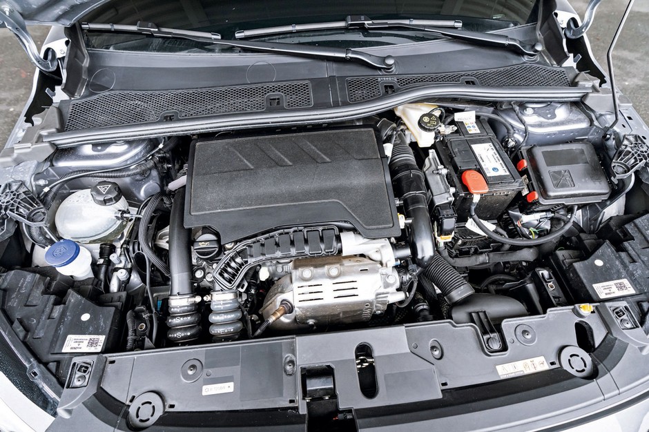 Opel Corsa 1.2 DI Turbo - silnik
