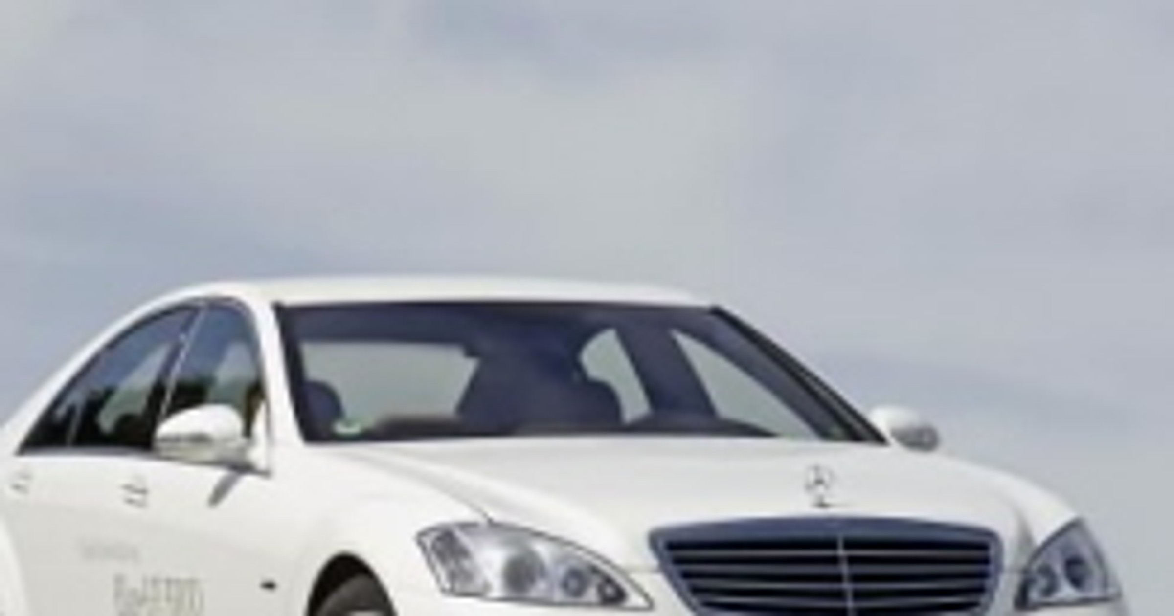 Paryż 2008: Mercedes S 400 BlueHYBRID już w 2009 w salonach