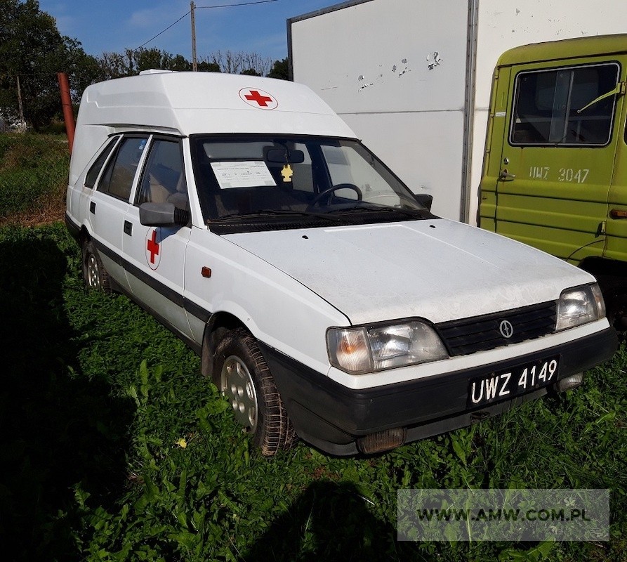 Polonez z 1995 r. sanitarka