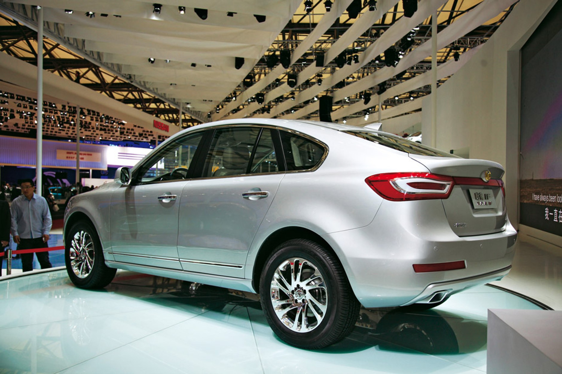 Auto Shanghai 2011: salon z podróbkami