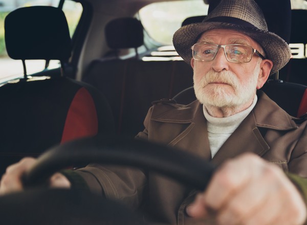 Jak znaleźć auto po niemieckim emerycie? Oto marki wybierane przez starszych Niemców