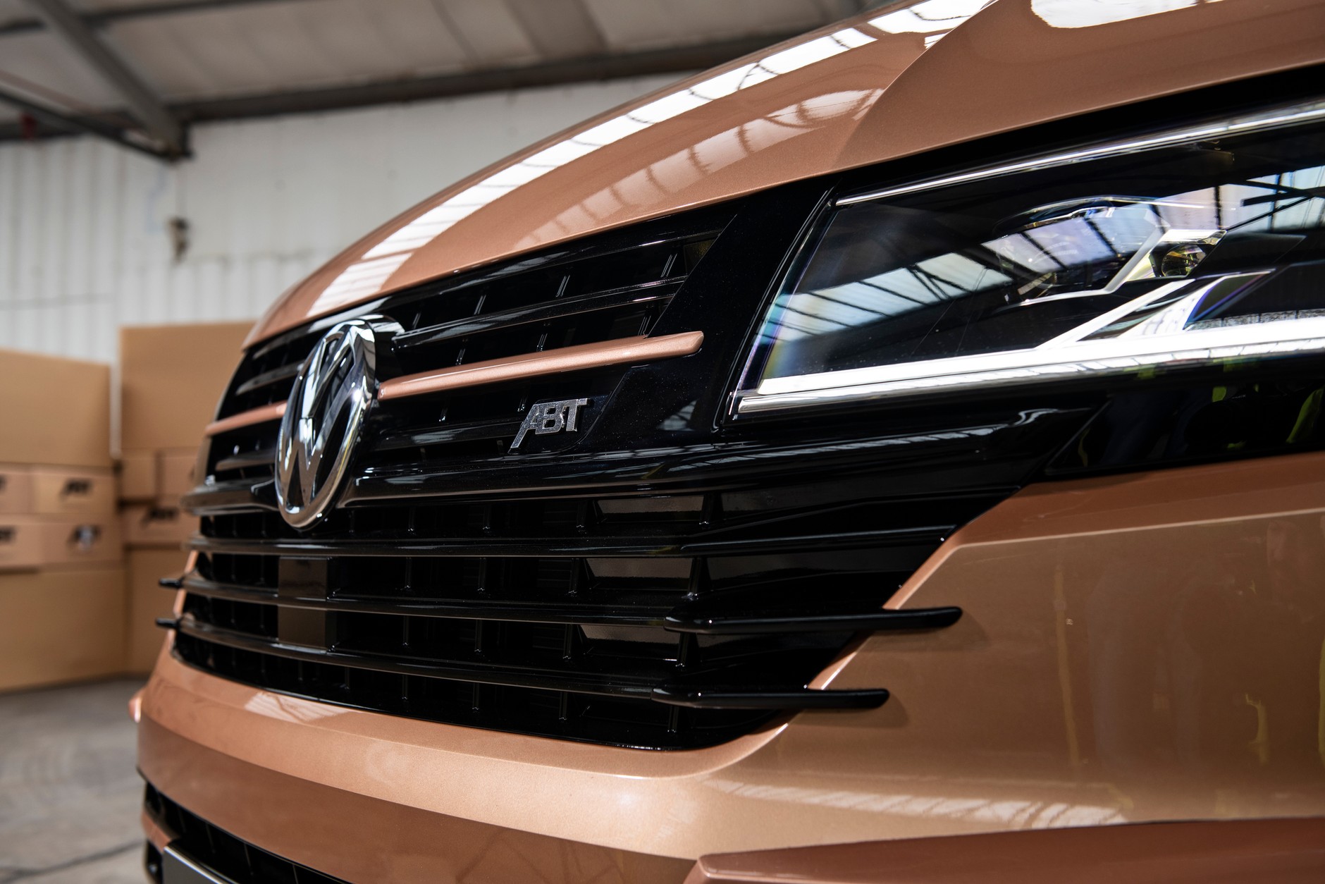 Volkswagen Multivan – Super Bulli od ABT