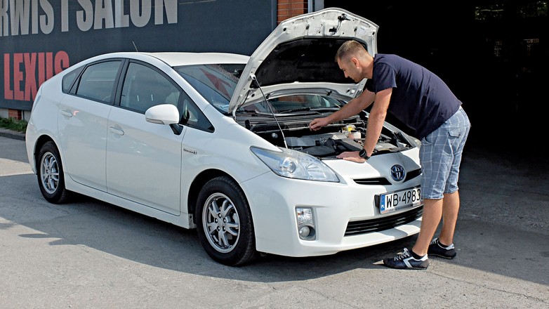 Kupujemy używaną hybrydę - na co zwrócić uwagę?