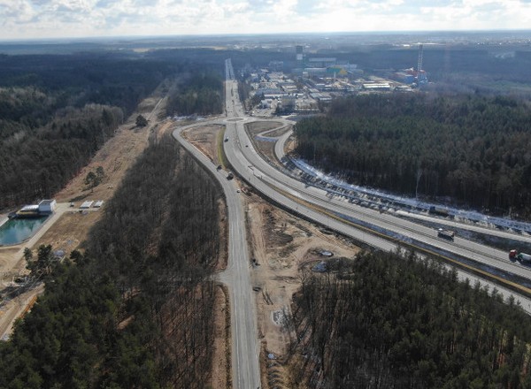 Następne 42 km drogi S3 dostępne dla kierowców