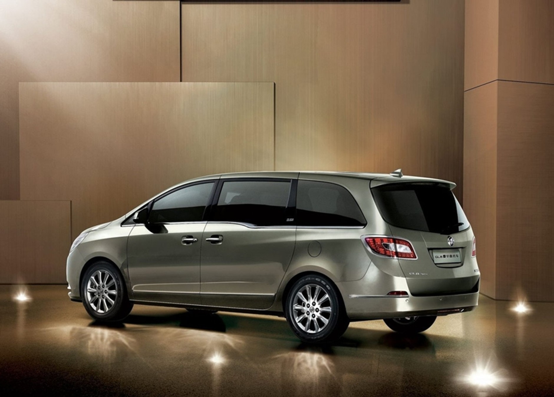 Buick GL8 – a gdyby tak można go kupić?