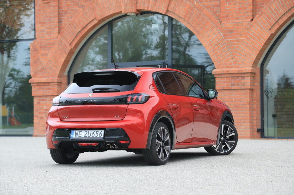 Peugeot 208 GT