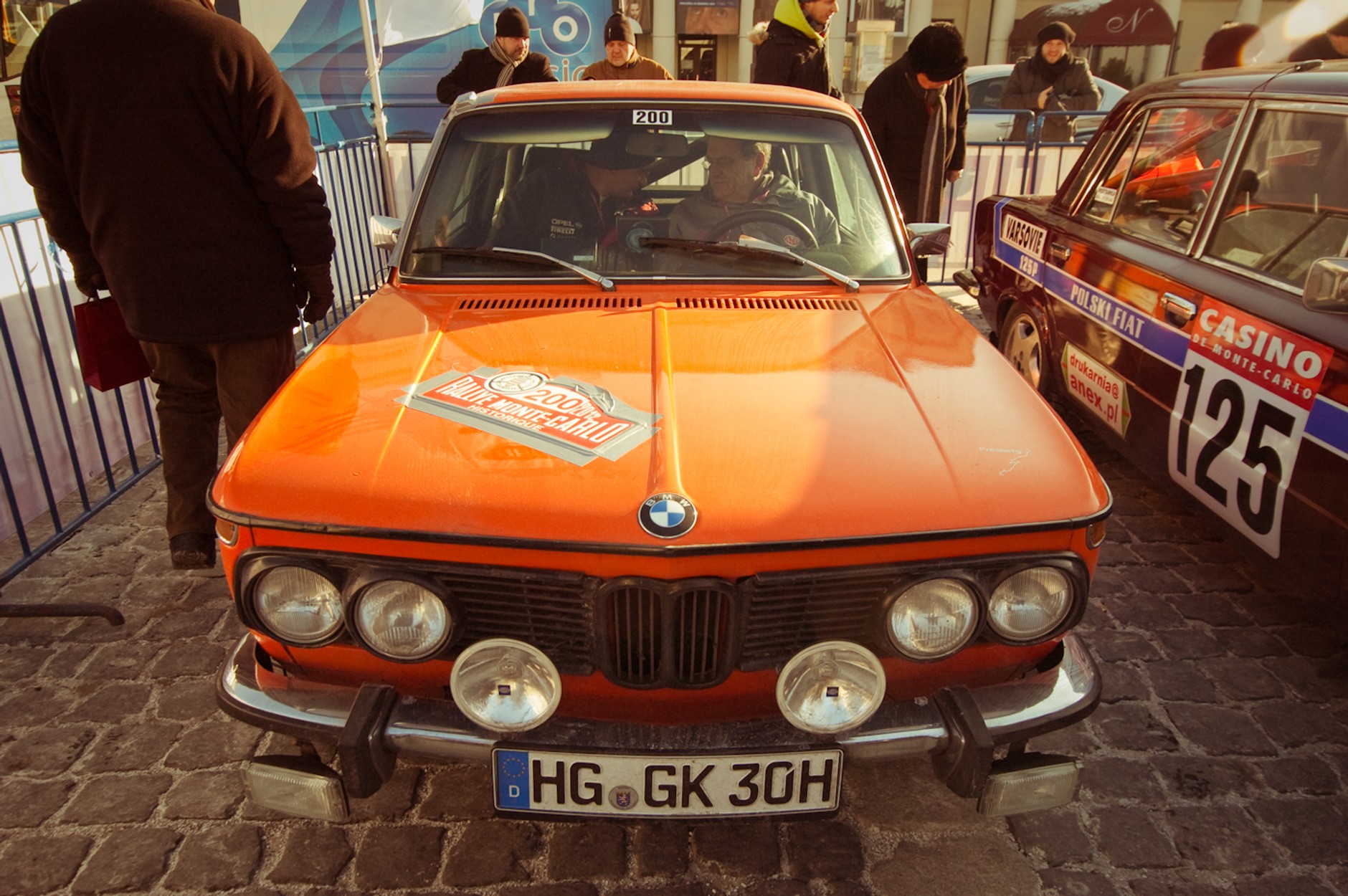 Monte Carlo 2012: Zabytkowe rajdówki na Placu Teatralnym