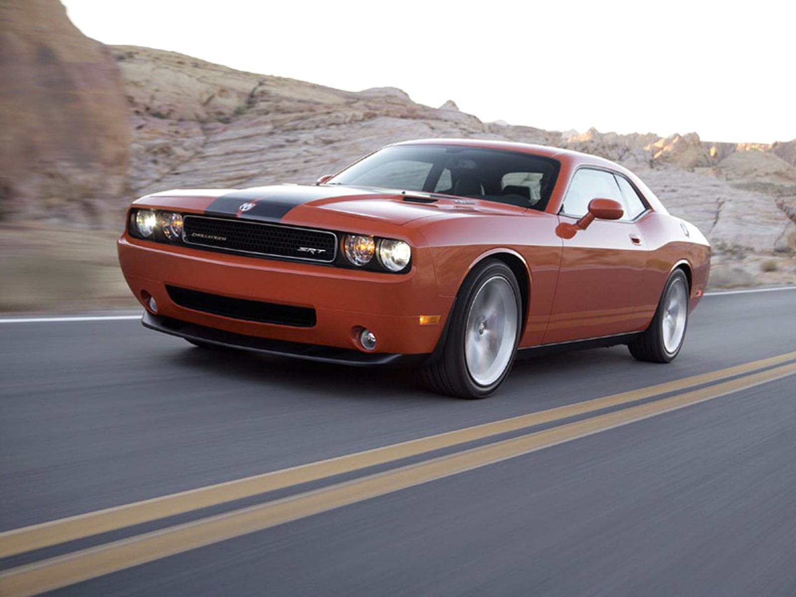 Chicago 2008: Dodge Challenger SRT8 w akcji (video)