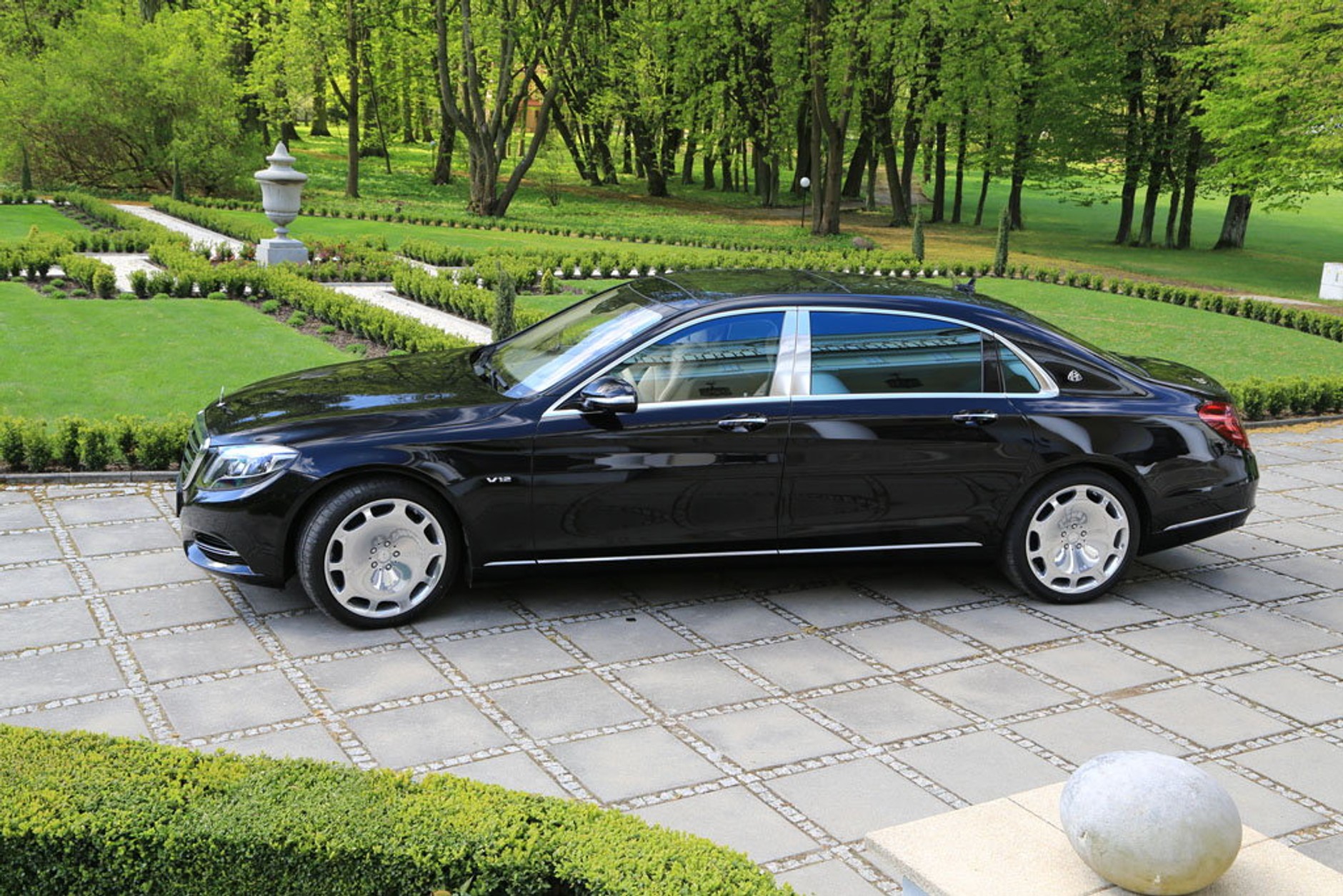 Mercedes-Maybach S600 - superoferta dla wybranych