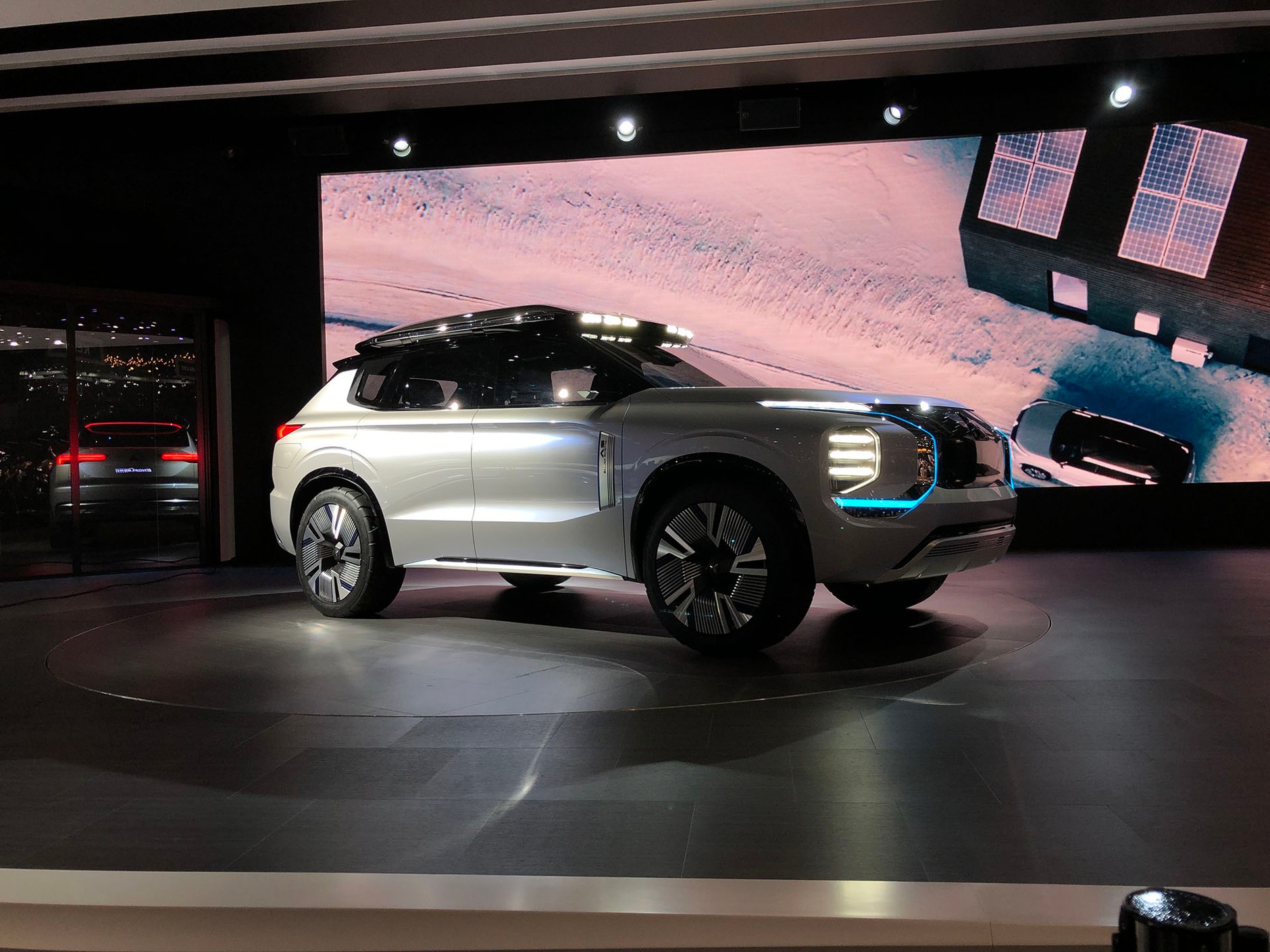 Mitsubishi Engelberg Tourer