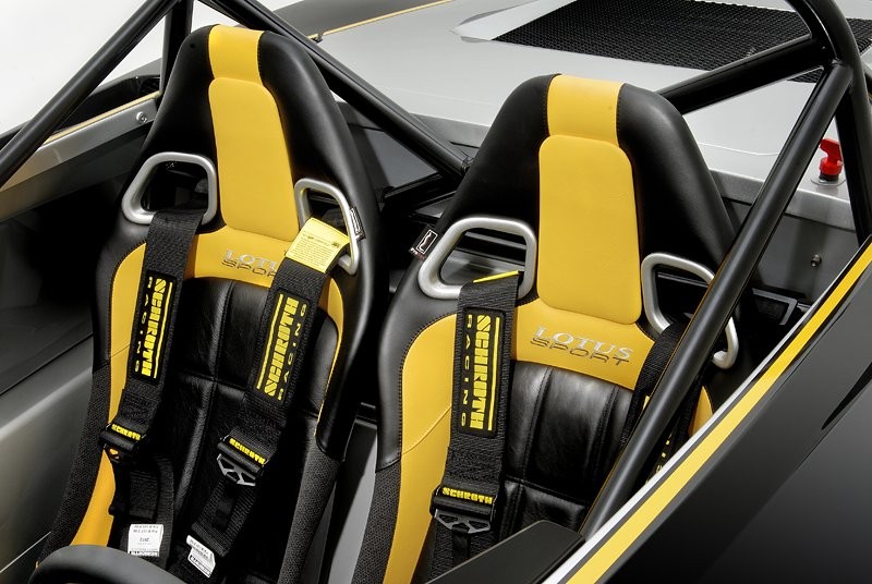 Lotus 2-Eleven: wyścigówką do supermarketu