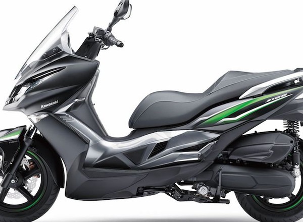 Premiery EICMA 2015: skuter Kawasaki J125
