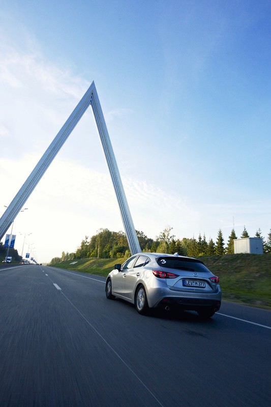 Nowa Mazda 3 na Syberii