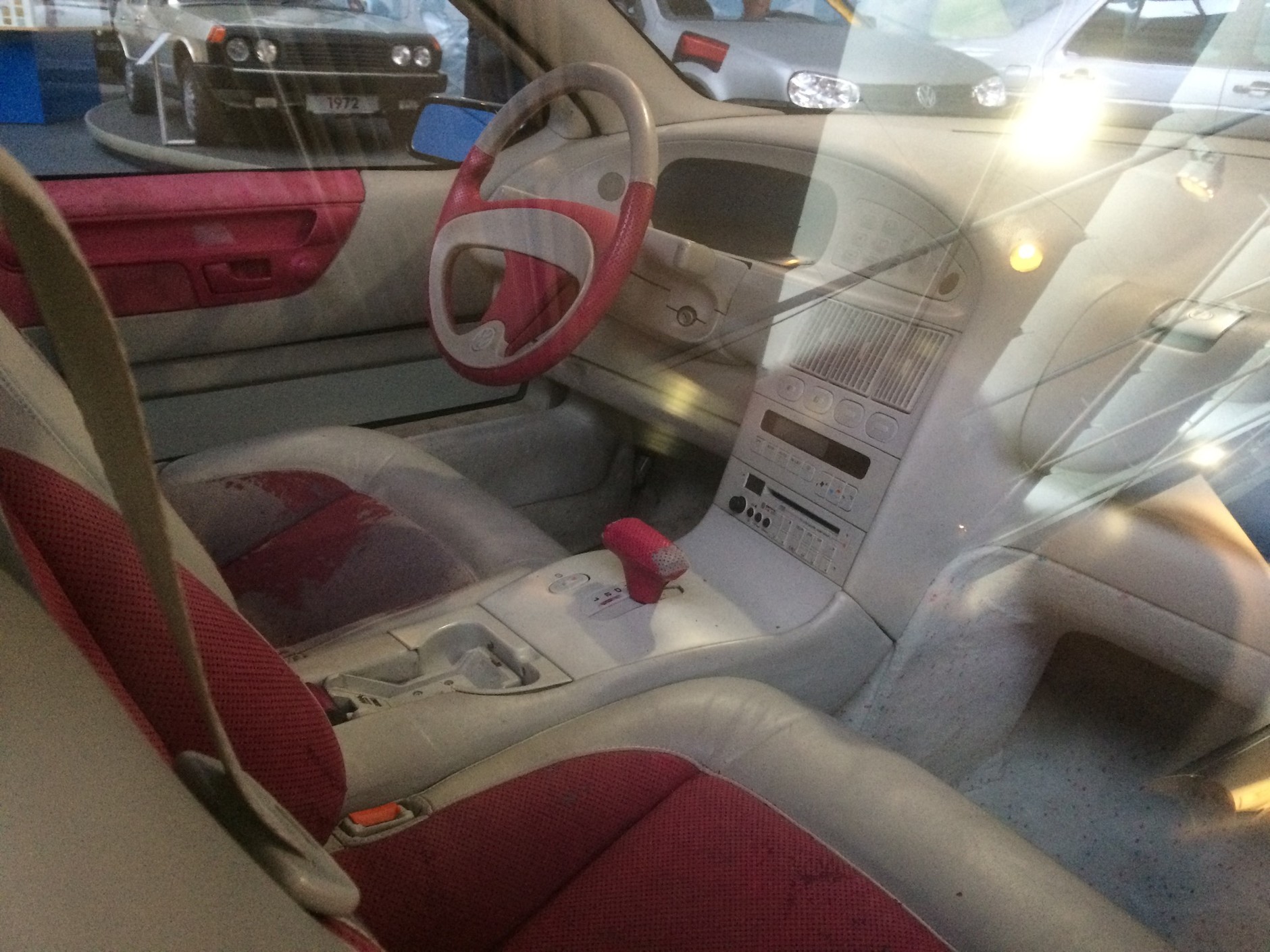 Volkswagen Futura (1989 r.) - kokpit