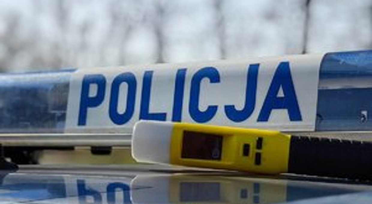 Policjanci zatrzymali go za prędkość. Potem sprawdzili jego kartę