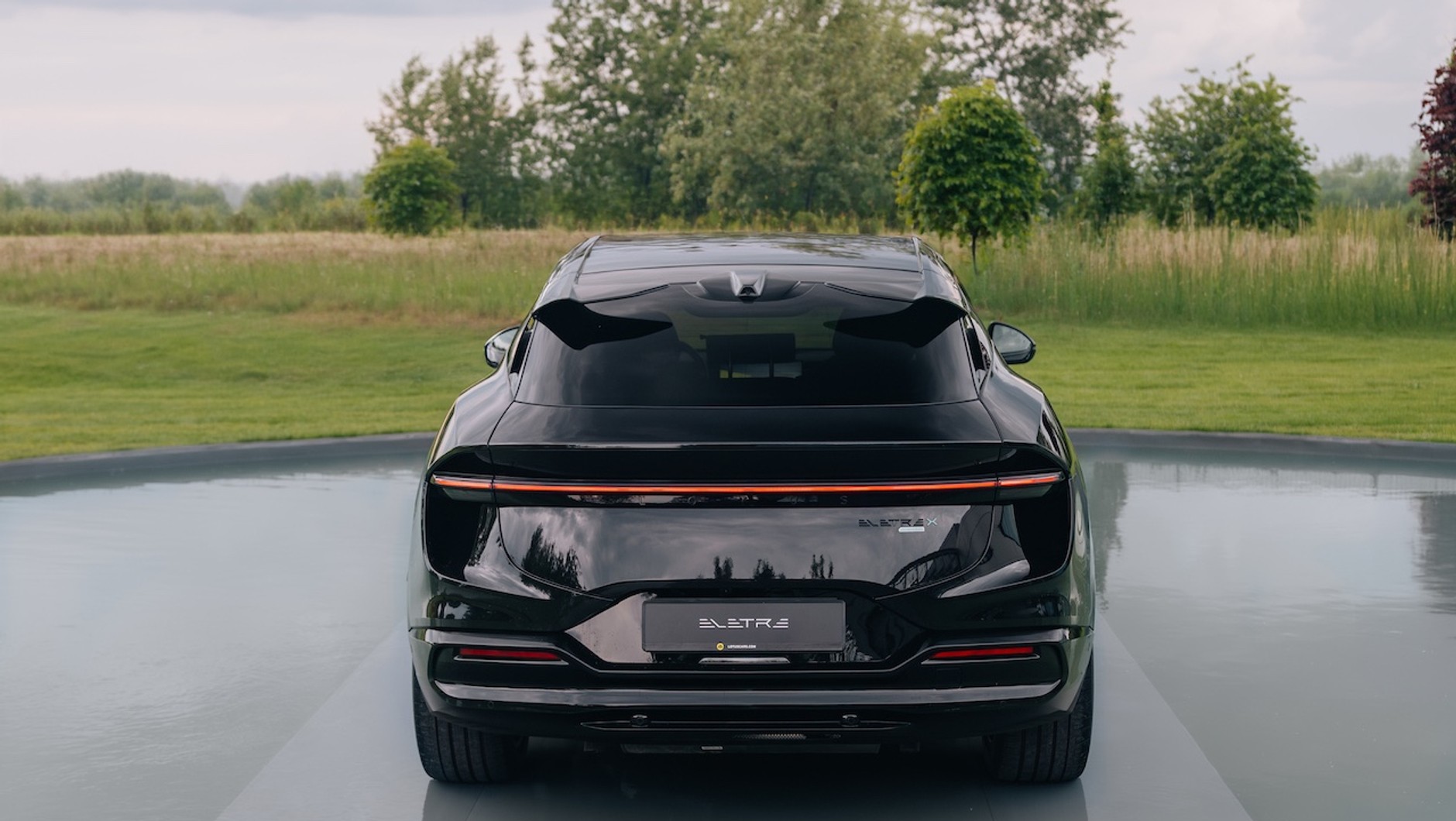 Lotus Eletre X