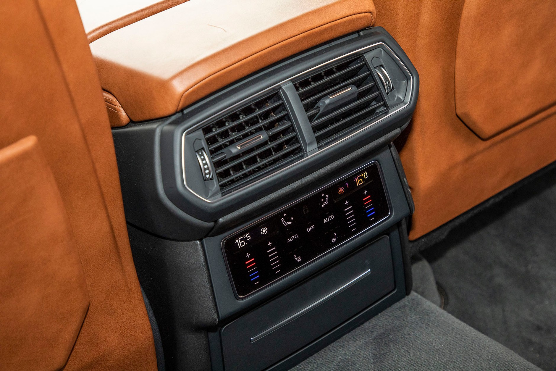 Lamborghini Urus - najdynamiczniej przyspieszający SUV na Ziemi