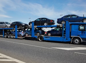 Import aut używanych spadł o ponad 40 procent