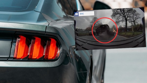 "Odwiozłem dwójkę moich dzieci". Wtedy na drogę wpadł Mustang [WIDEO]