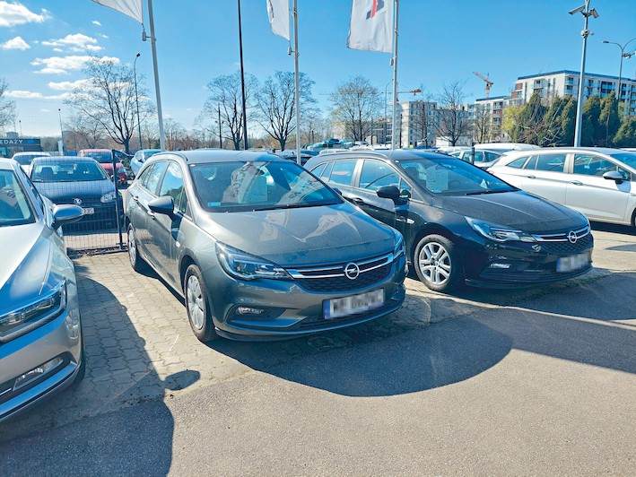 Używany Opel Astra V: auto bezwypadkowe (choć trochę podmalowywane). I to – obok przebiegu – jedna z jego największych zalet.