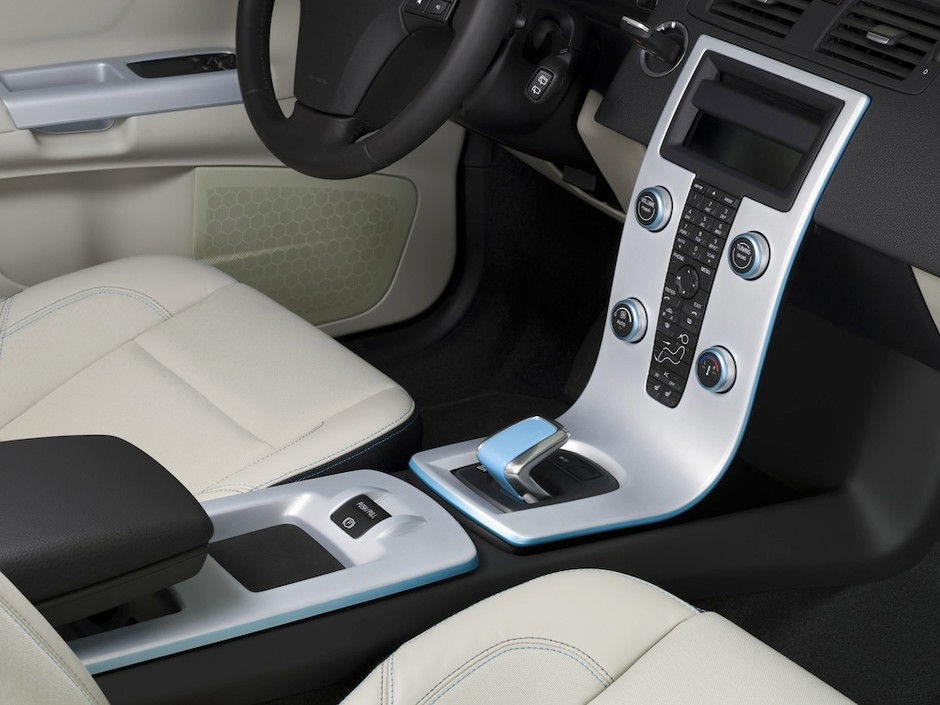 Volvo rozwija auta elektryczne