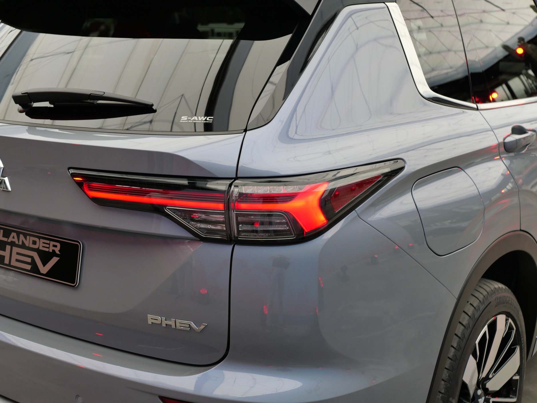 Mitsubishi Outlander PHEV