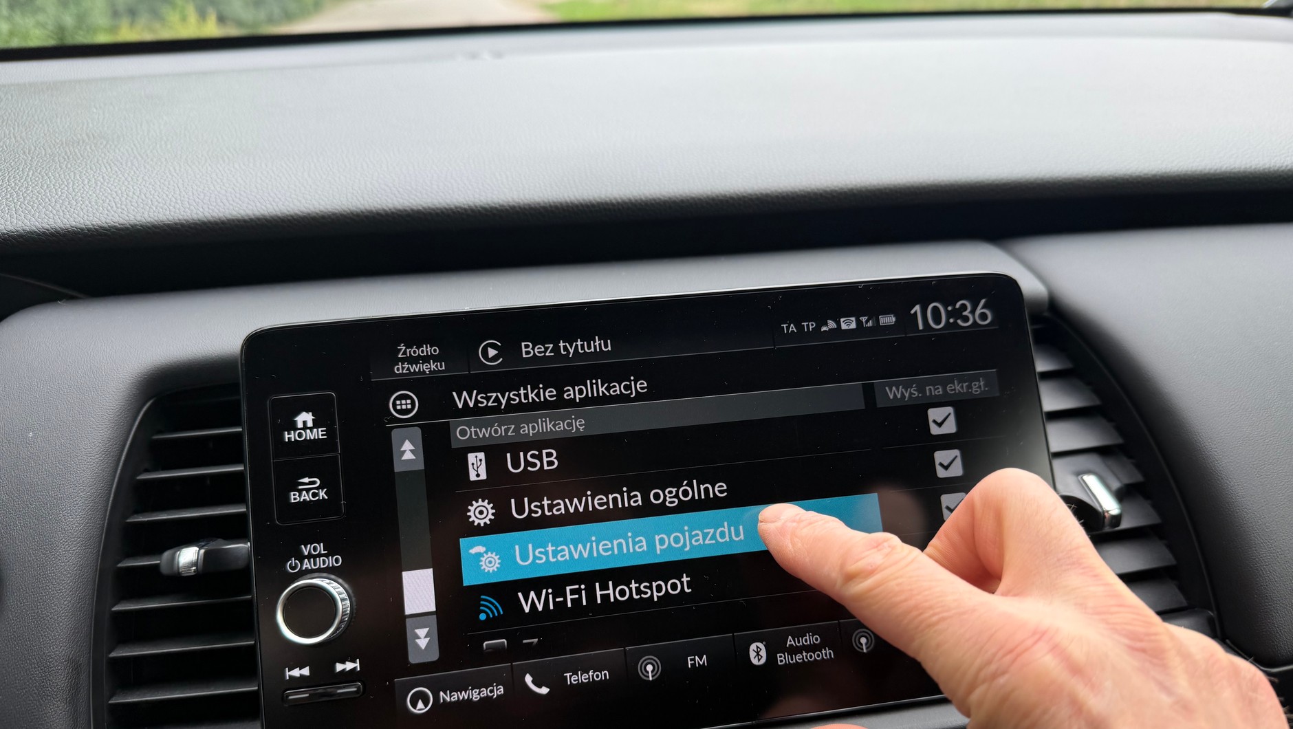 Honda Jazz Crosstar ma niezbyt sympatyczne sterowanie niektórymi funkcjami