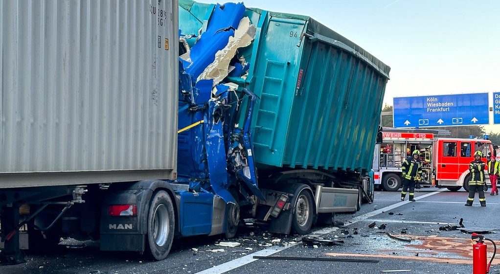 90 minut trwała akcja ratunkowa po wypadku, do którego doszło na niemieckiej autostradzie A3