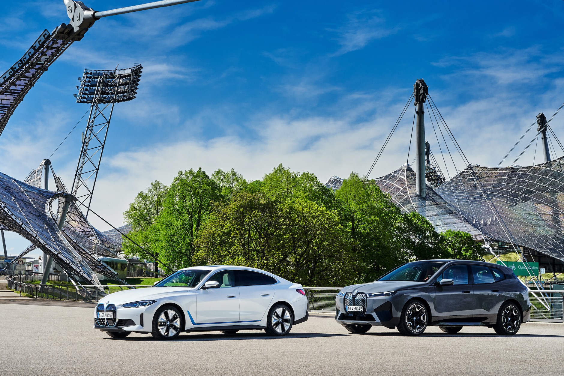 BMW iX i i4