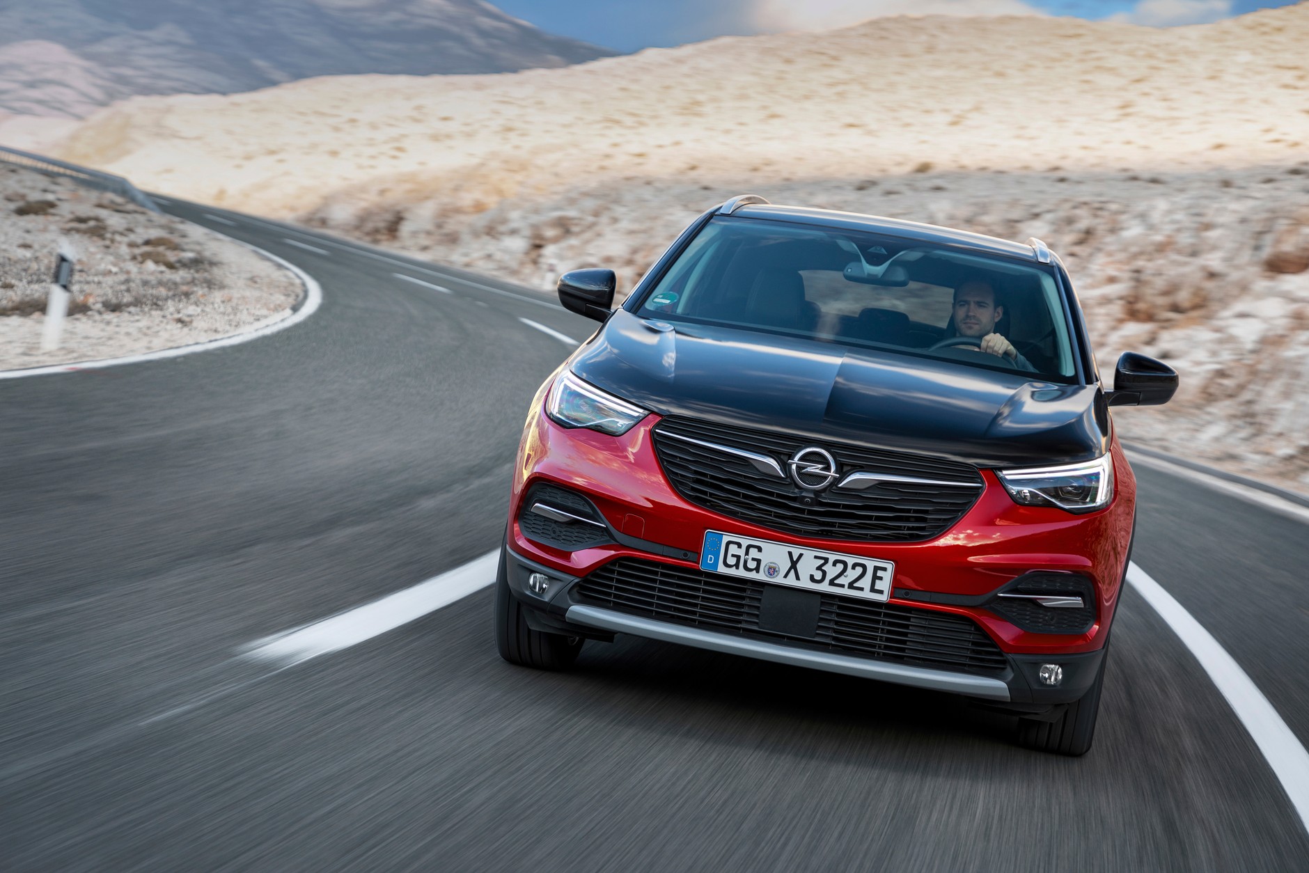 Opel Grandland X Hybri4