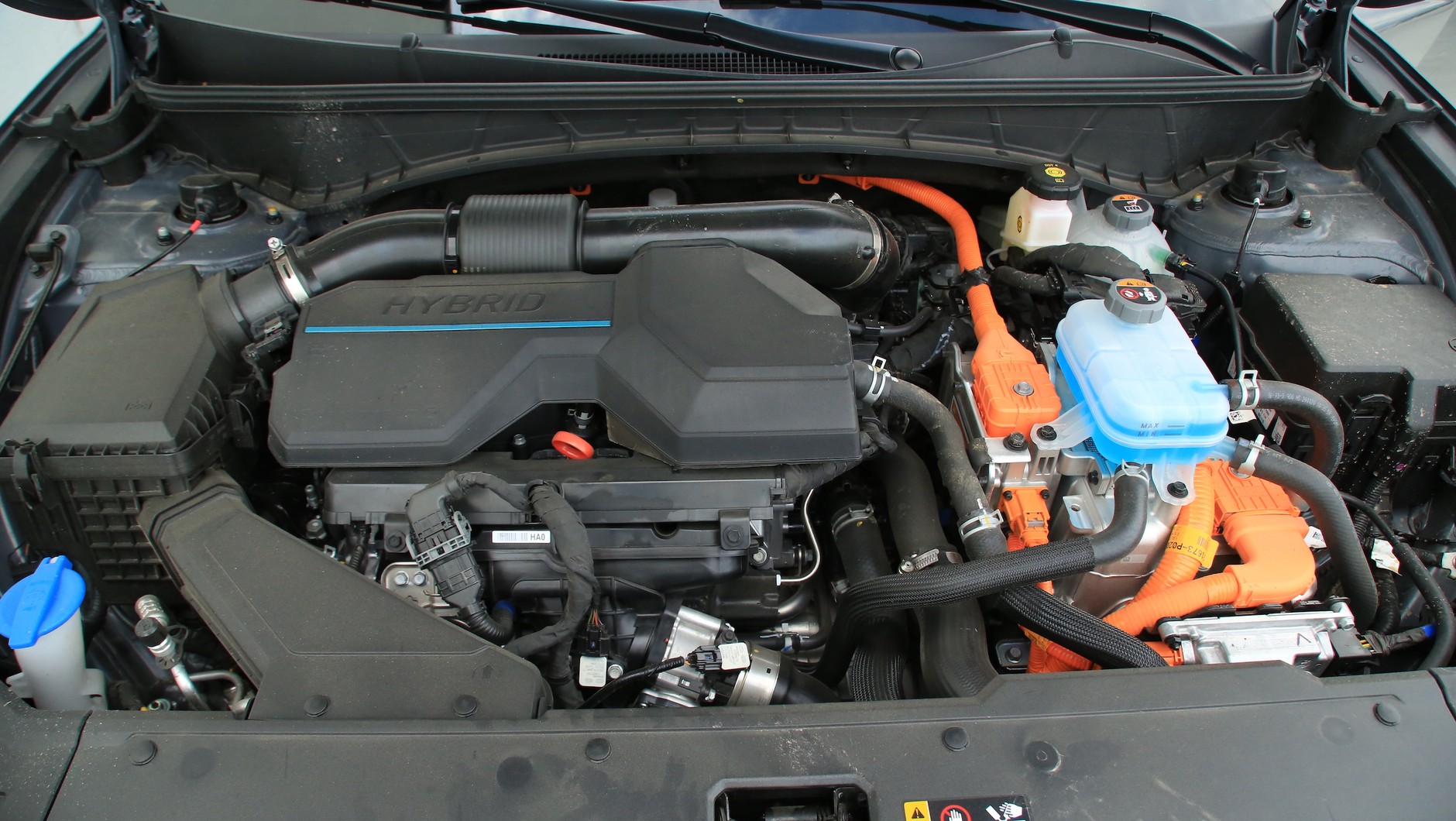 Silnik 1.6 T-GDI w hybrydzie PHEV Hyundaia Tucsona