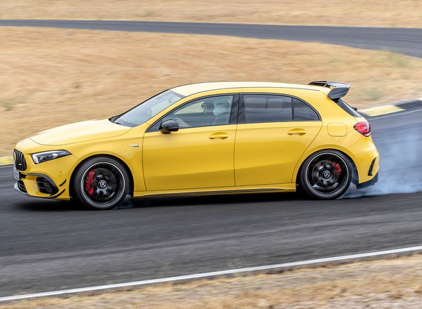 Mercedes-AMG, BMW M, Audi RS - które sportowe modele najczęściej kupują Polacy?