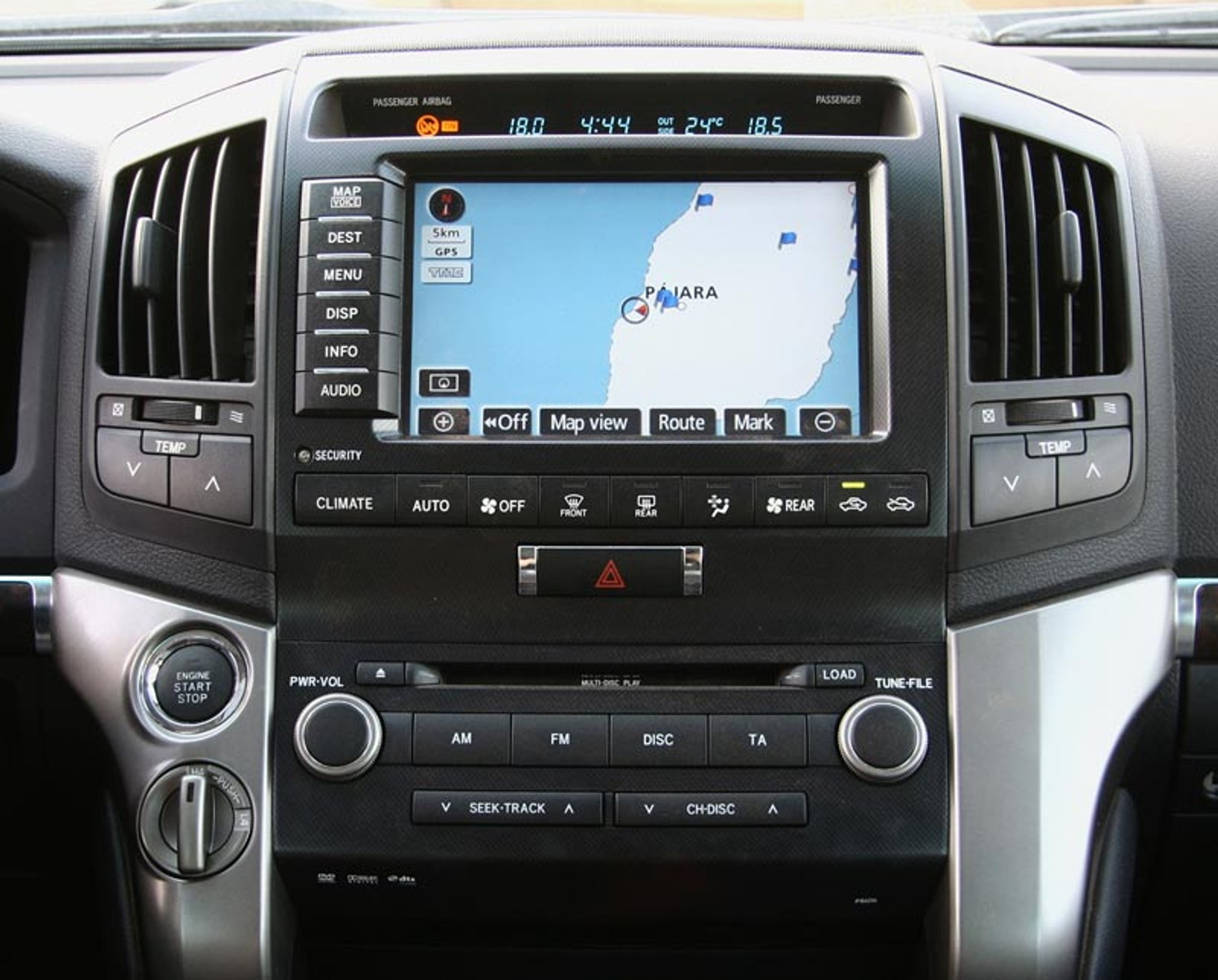 Toyota Land Cruiser V8: pierwsze wrażenia