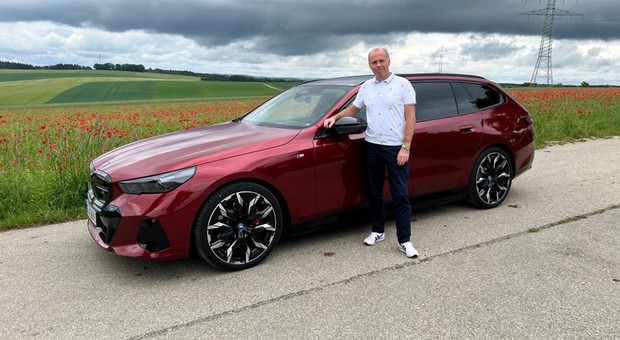 Jeździłem BMW i5 Touring, pierwszym elektrycznym kombi w klasie premium. Ten model potrafi zachwycić, ale ideałem nie jest