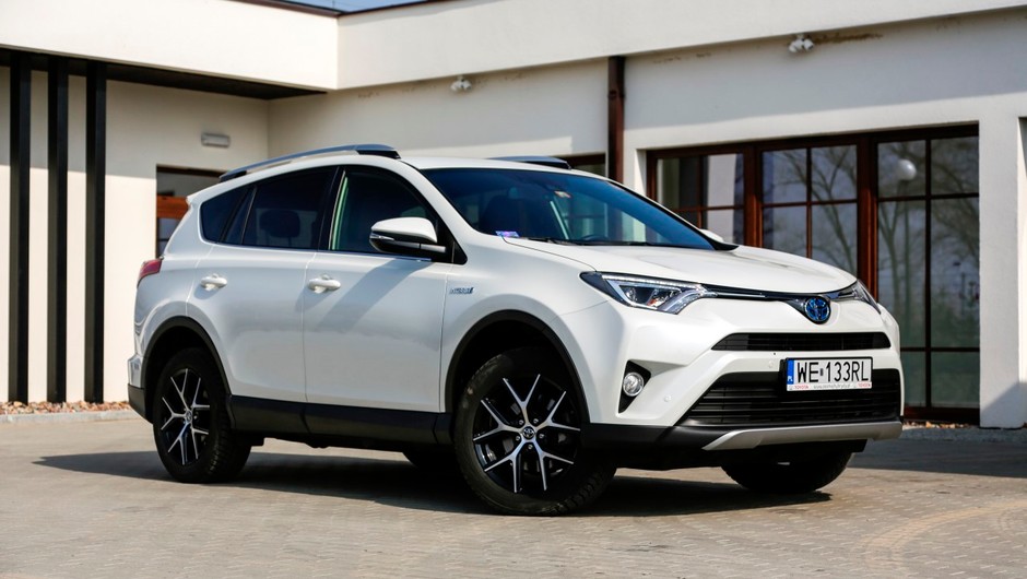 Te SUV-y zużywają najmniej paliwa. Najnowsze dane Consumer Reports