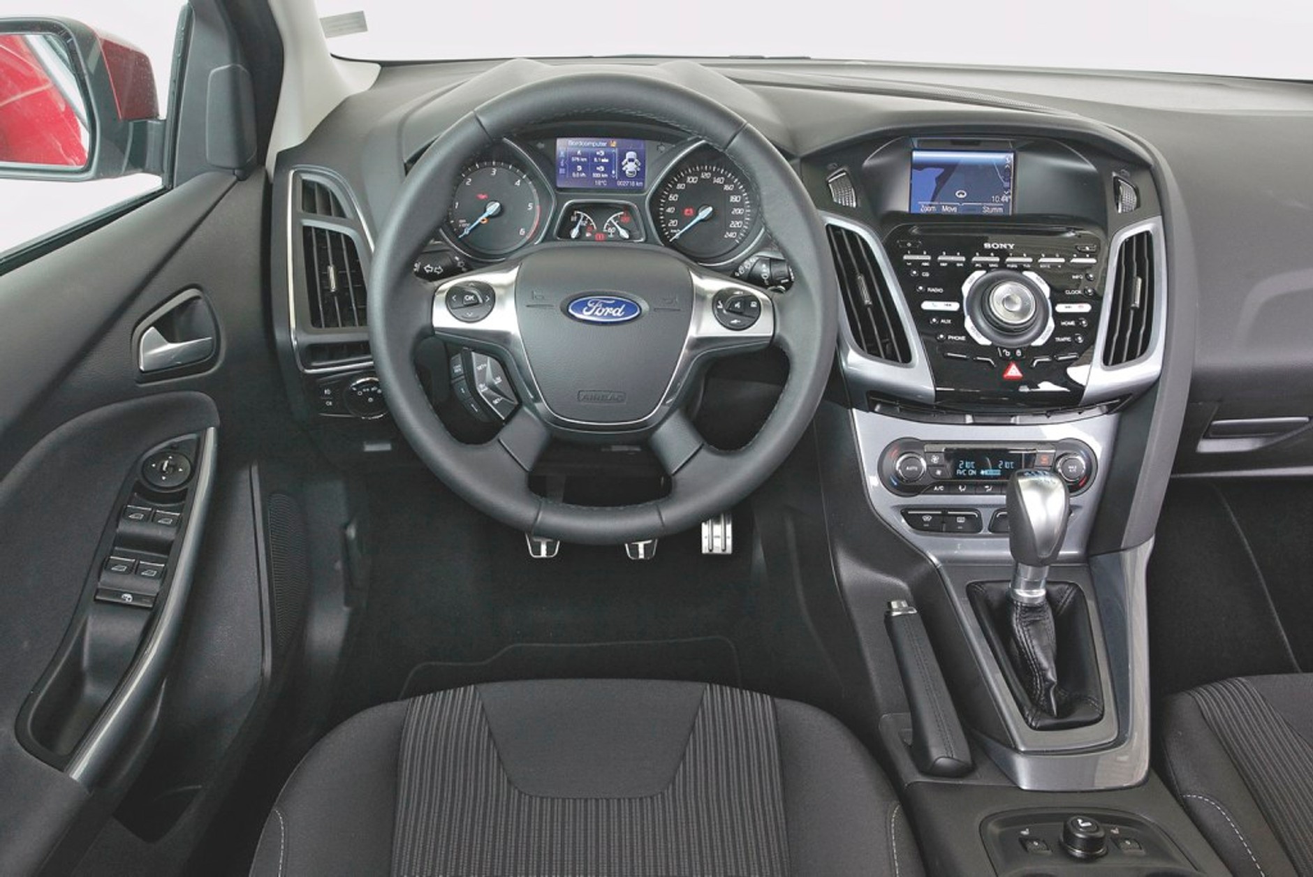 Ford Focus kombi, kokpit