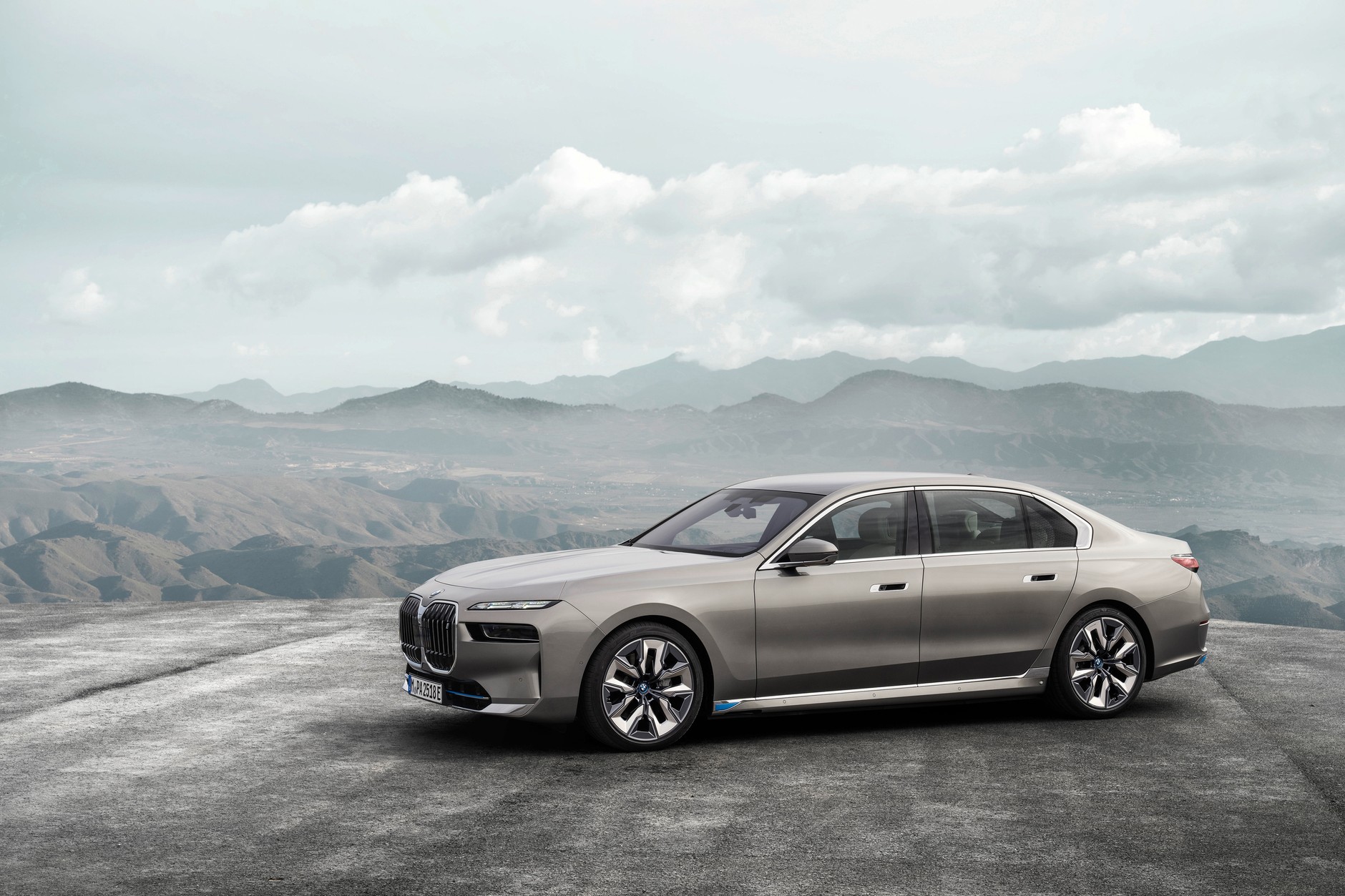 BMW serii 7 (siódma generacja; G70; od 2022 r.)