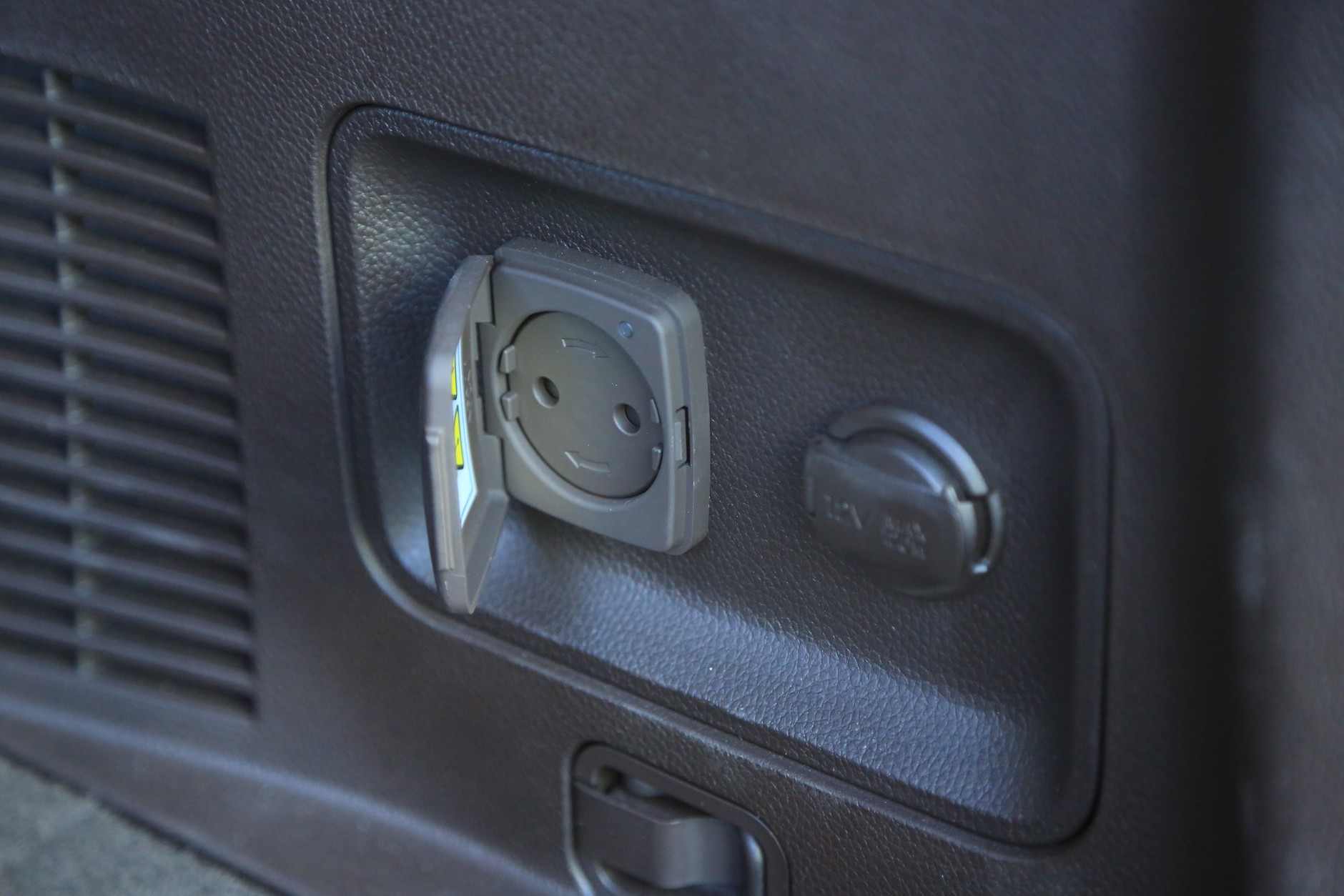 Hyundai Grand Santa Fe