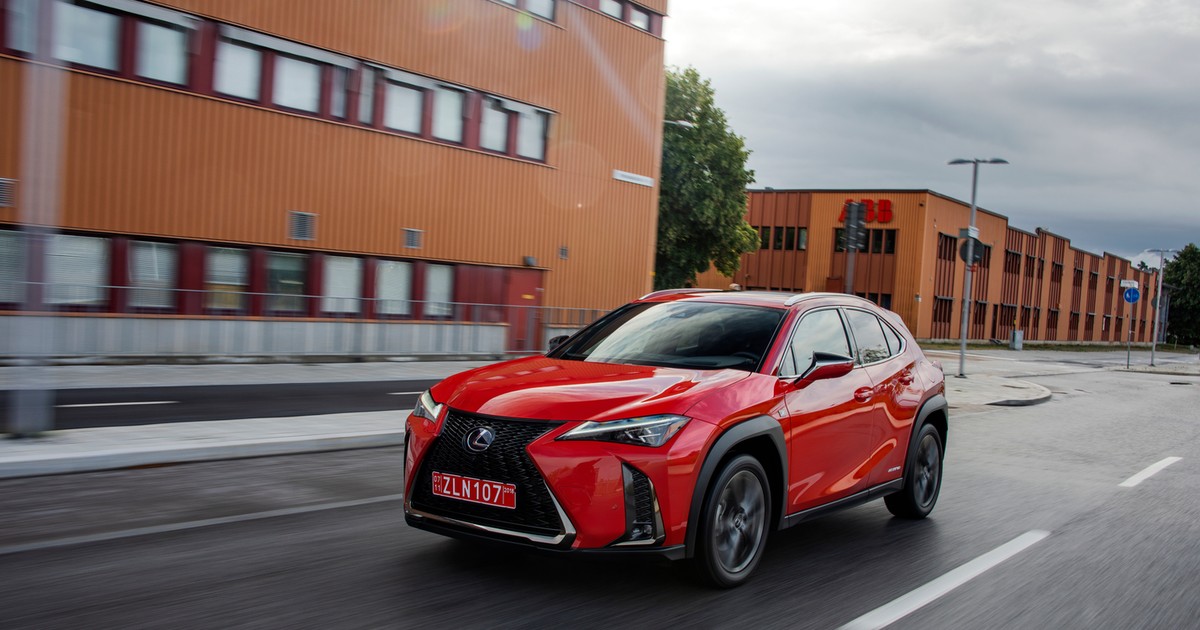 Lexus UX 250h