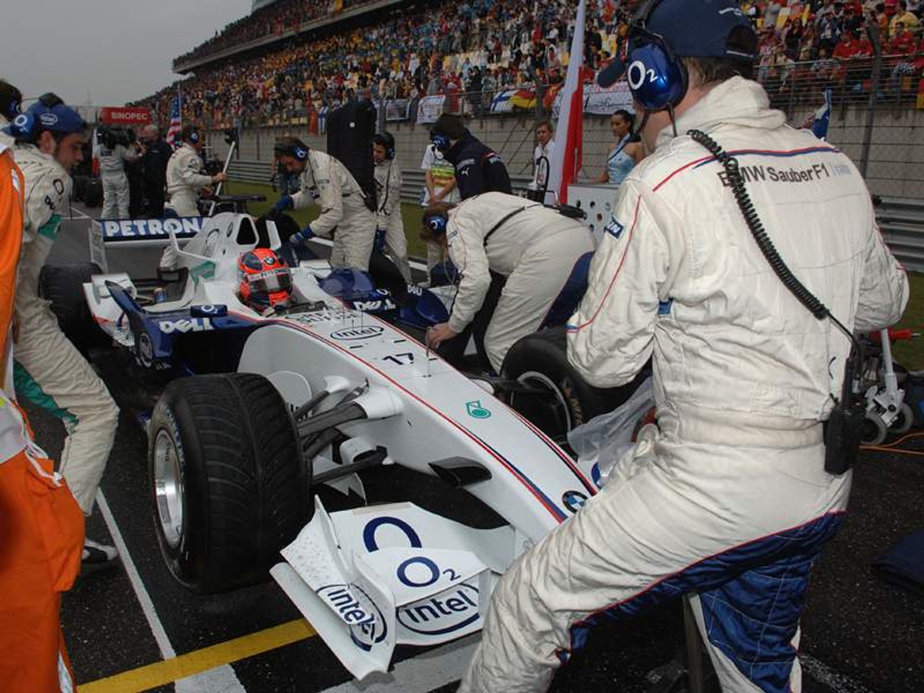 Formuła 1: Kubica w drodze do celu (fotogaleria)