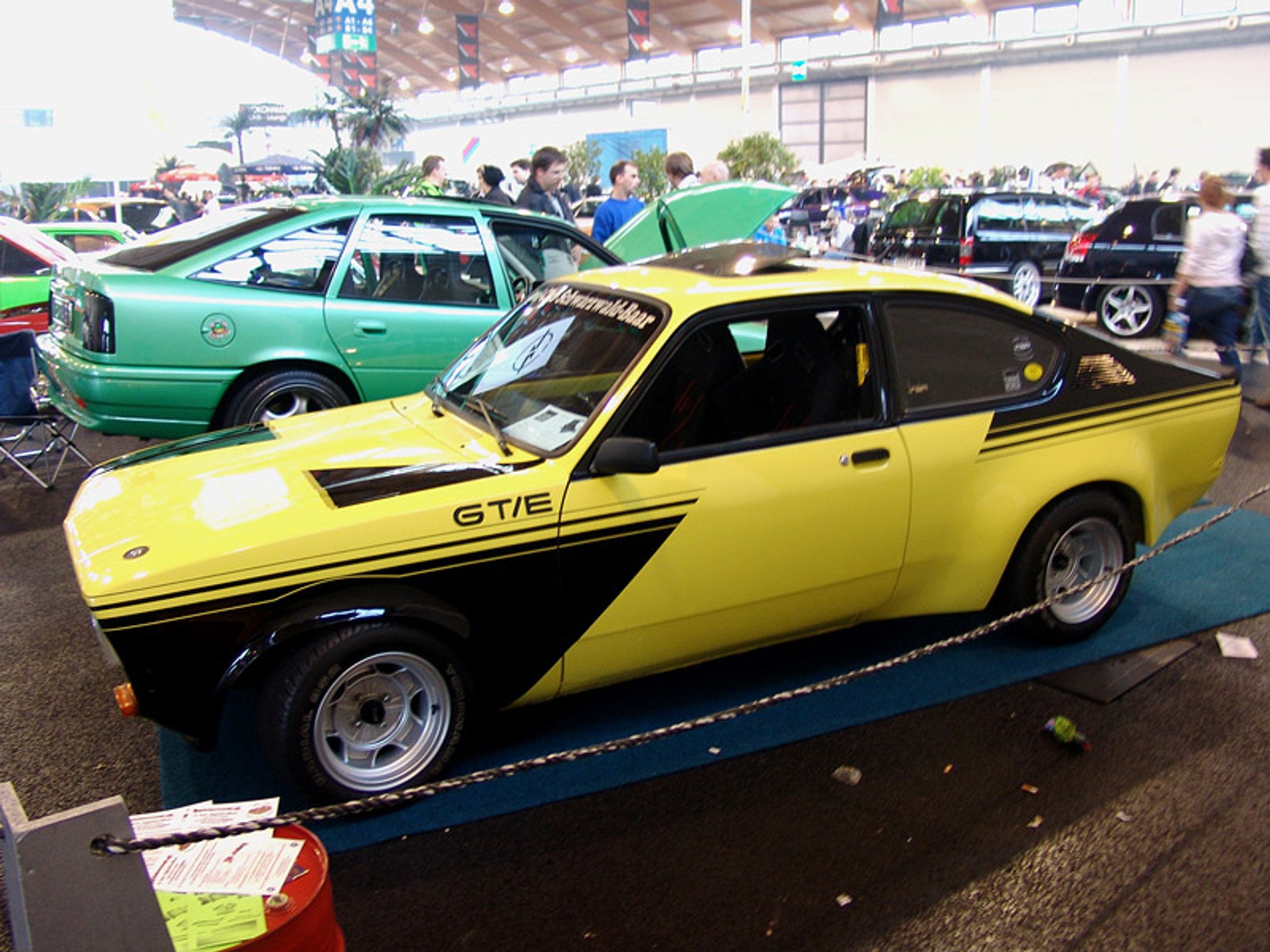 Tuning World Bodensee 2007: dziewczyny i samochody (fotogaleria)