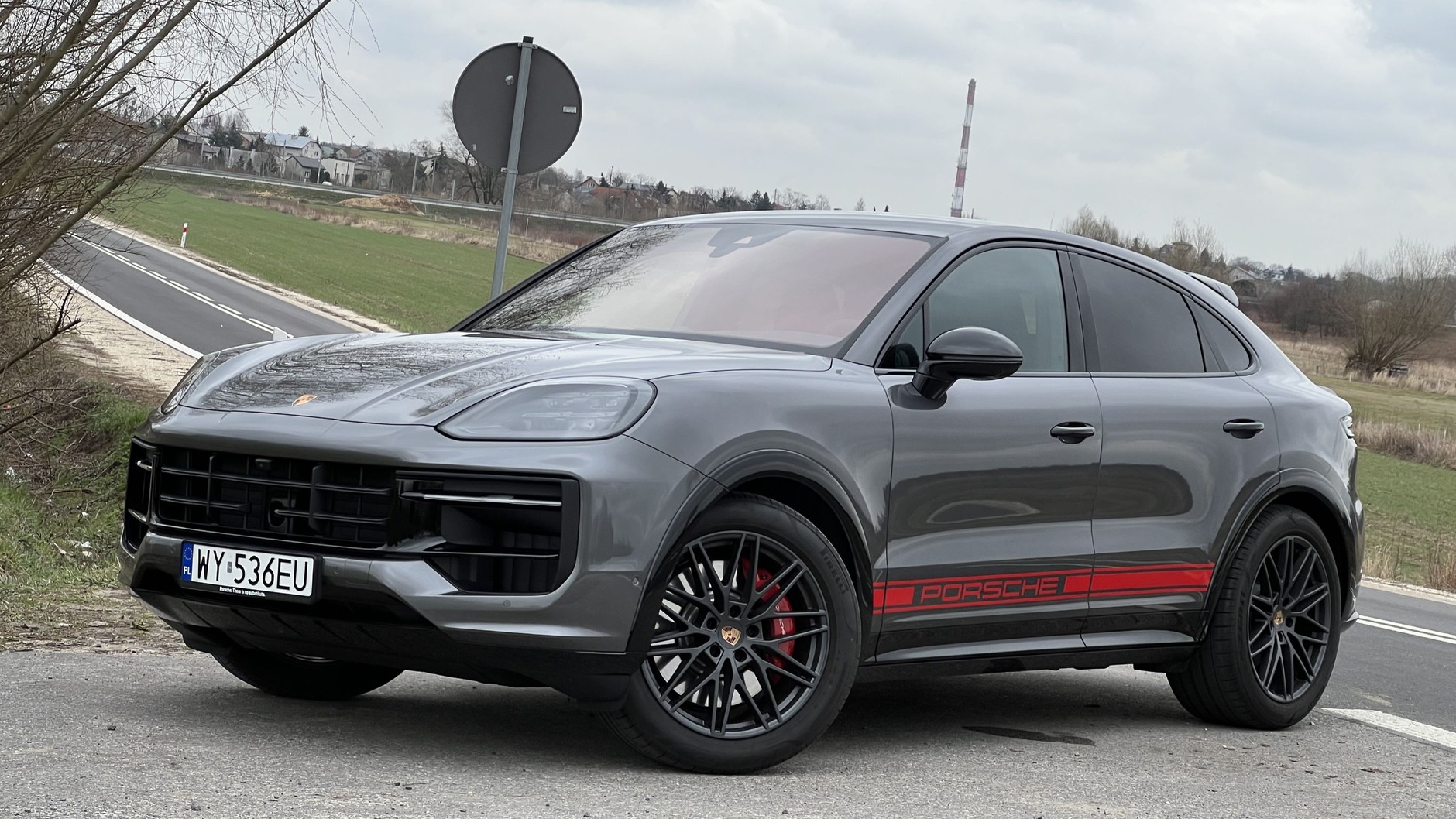 Porsche Cayenne GTS Coupe (model roku 2025)