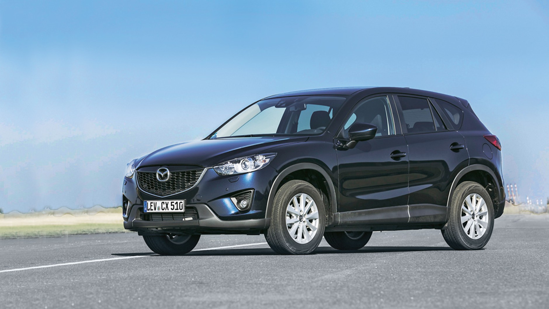 Mazda CX-5 najgroźniejszą broń skrywa pod maską: silnik Diesla z dwiema turbinami jest w gronie rywali bezkonkurencyjny